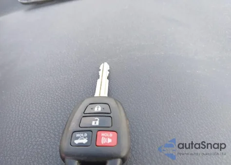 2015 Toyota Corolla Le z USA, uszkodzony, nr VIN 2T1BURHE9FC380195